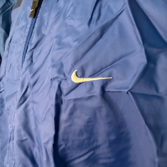 Nike Men's Blue Windbreaker Jacket and Pants - Picture 5 of 8